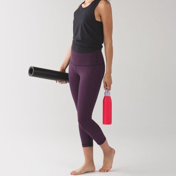 LULULEMON Wunder Under Crop 6 Teeny Tooth Deep Fuchsia Black Womens Size 6 - Picture 3 of 8